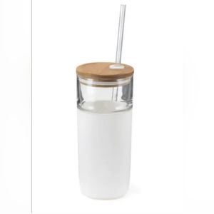 HD Designs Outdoors Glass Bottle With Bamboo Lid & Tritan Straw White